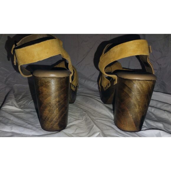 New Charles by Charles David Uniform Sandal Size 9.5 Platform Chunky Clog Suede - Picture 9 of 11